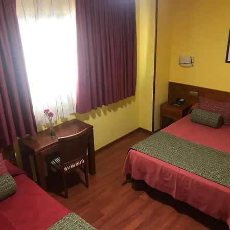 Hotel La Trebede 2*