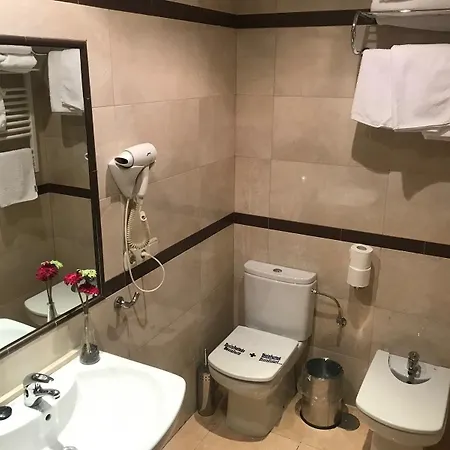 Hotel La Trebede Hontanares de Eresma